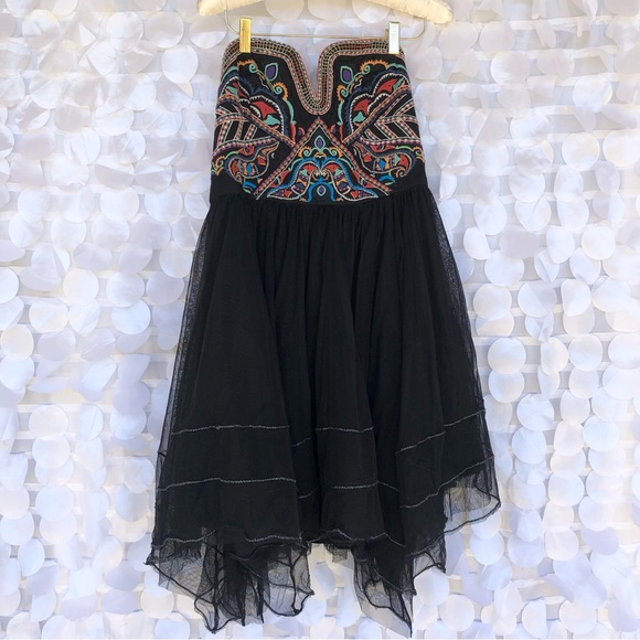 Free People Dresses & Skirts - Free People Black strapless Embroidered party dress hi low hem FESTIVE 12